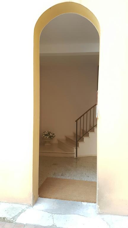Flatinbo - Santo Stefano Apartment