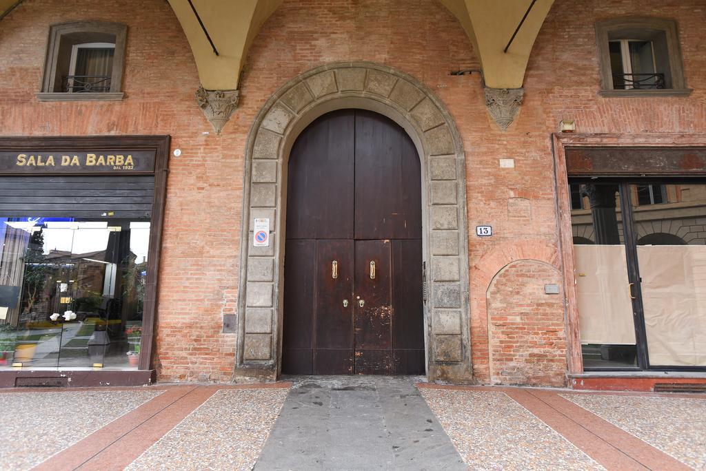 Flatinbo - Santo Stefano * Bologna