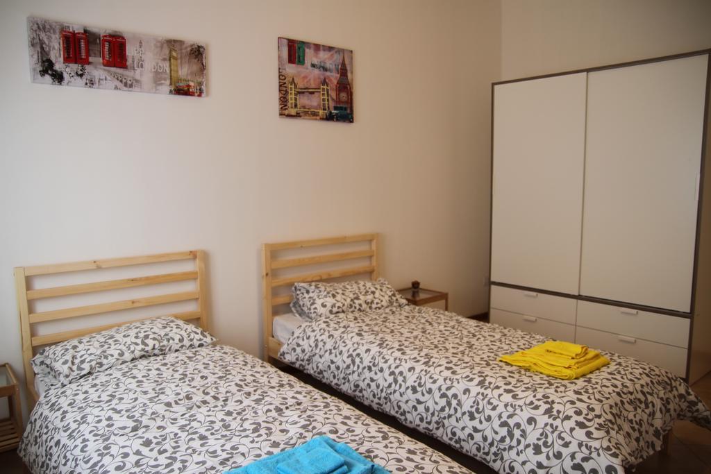 Apartment Aduepassidallafiera *