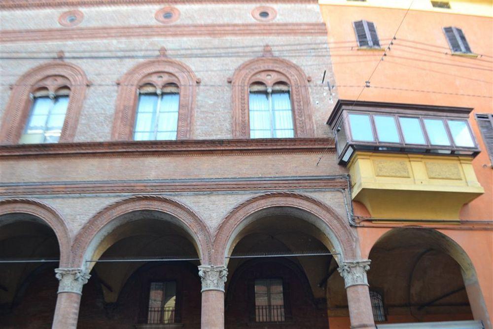 And La Piazzetta Della Pioggia Gasthuis 2*