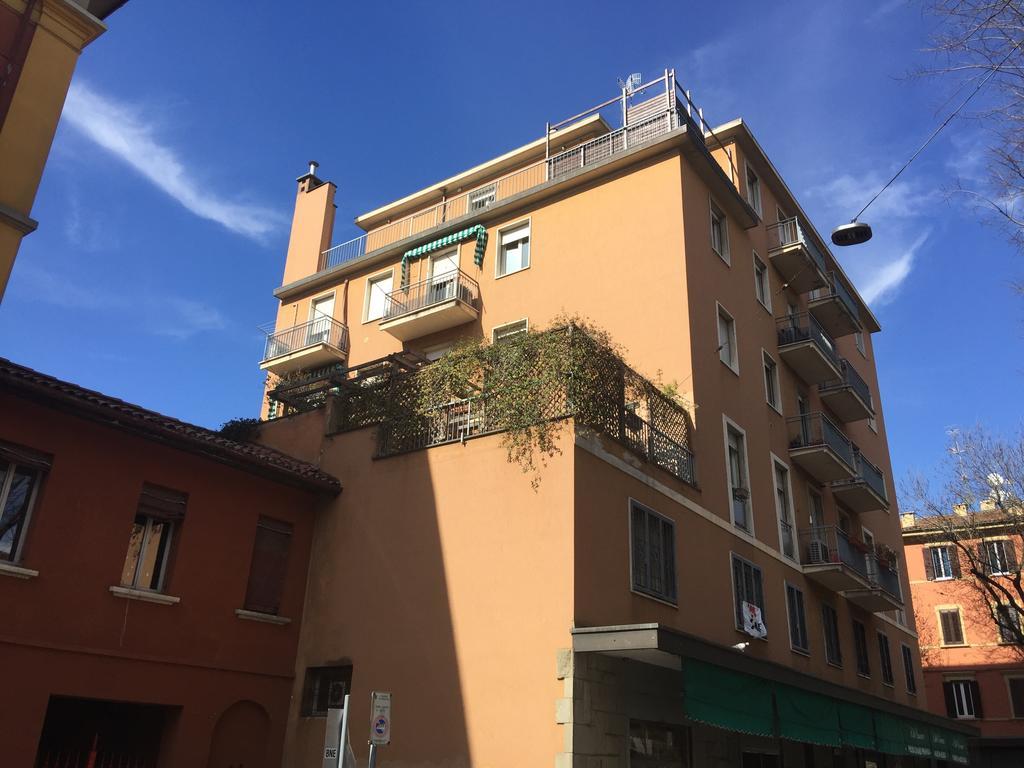 Casa *
