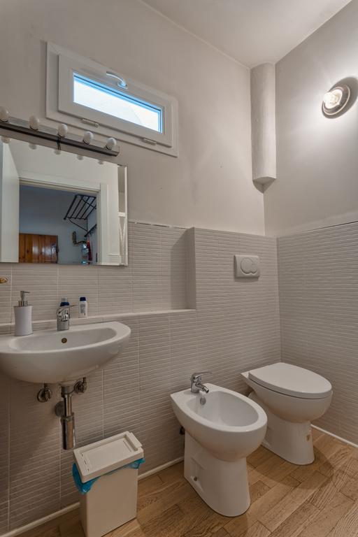 Castiglione 77 Apartment