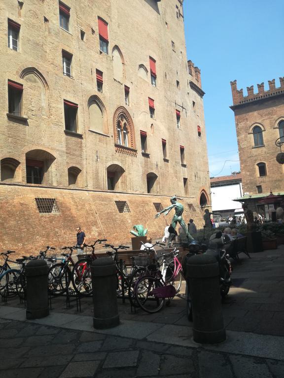 Dello Smeraldo * Bologna