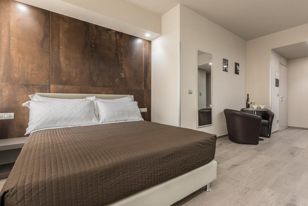 Cavour Luxury