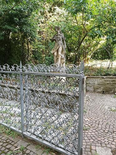 Farolfi Vallescura *