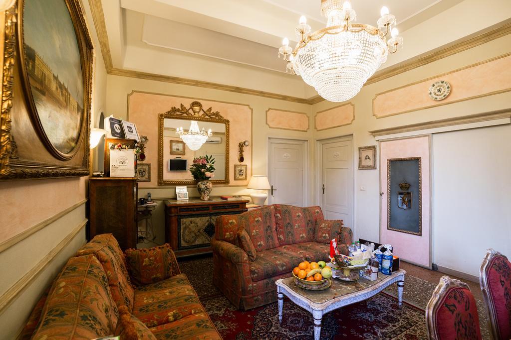 Antica Residenza D'azeglio Room&breakfast Di Charme Bolonha