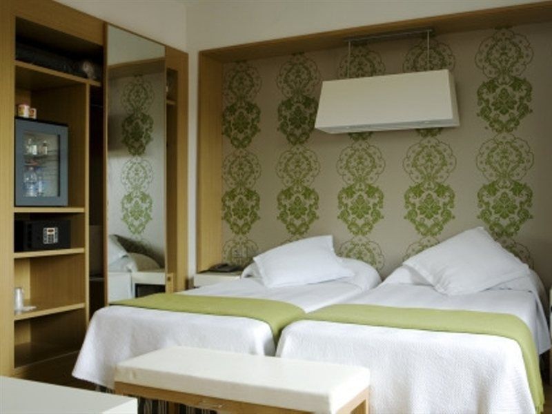 Hotel Nh De La Gare 4*