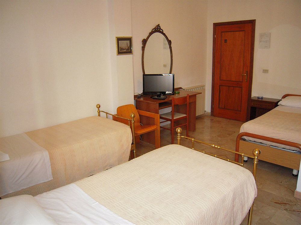 Riva Reno Affittacamere 2*
