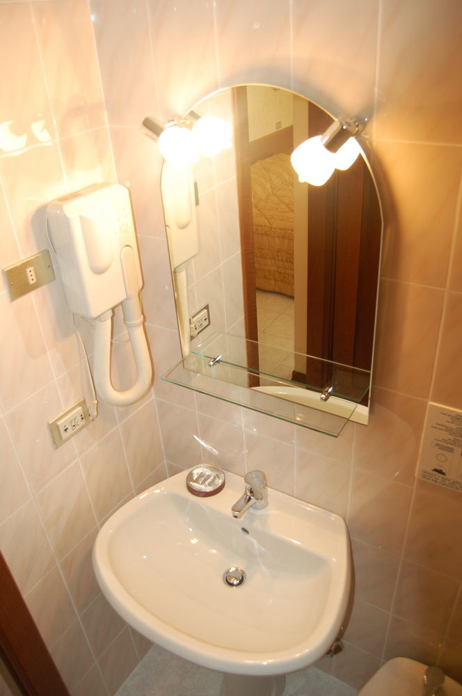 Marco Polo Hotel 3*