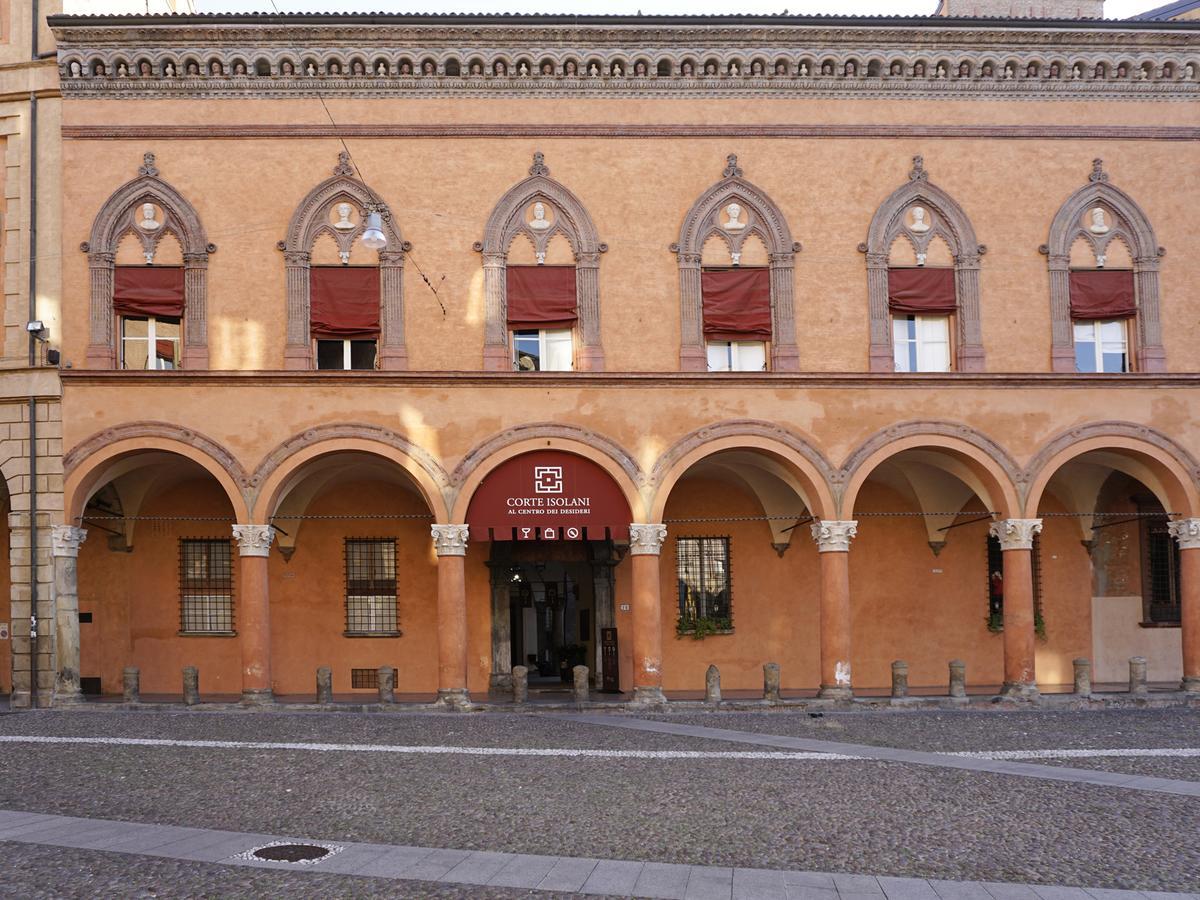 Casa Isolani Charms Santo Stefano Bed & Breakfast