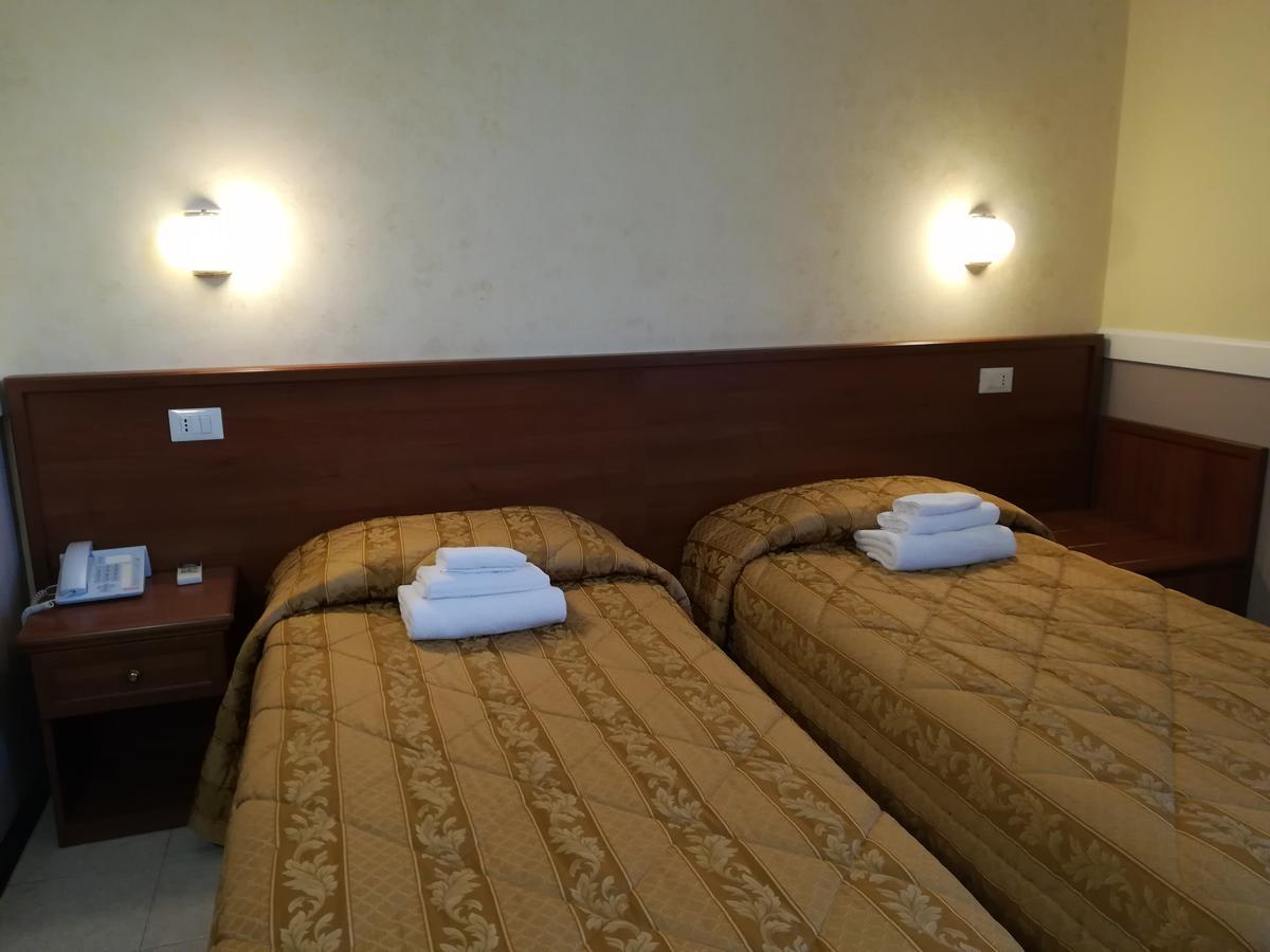 Hotel Marco Polo Self Check-in 3*