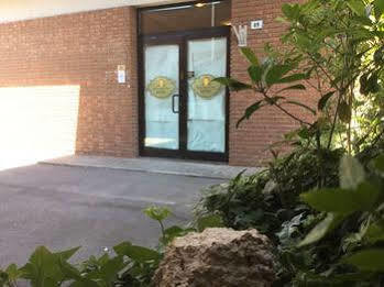 Marco Polo Self Check-in Hotel