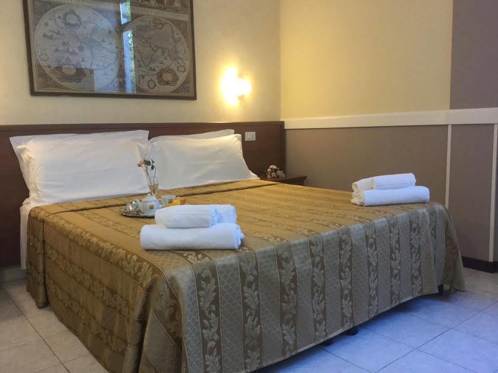 Hotel Marco Polo Self Check-in 3*