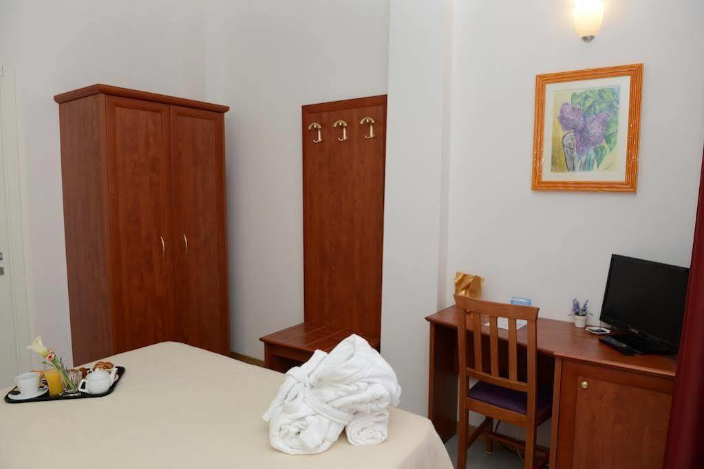 Hotel Buon Centro - - Self Check-in