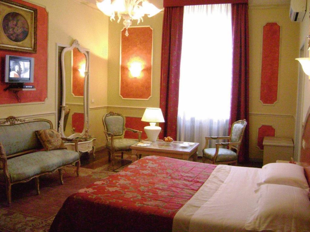 Acomodação com café da manhã  Antica Residenza D'azeglio Room&breakfast Di Charme Bolonha