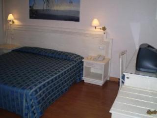 Centrale Hotel 2*