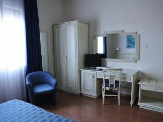 Centrale Hotel 2*
