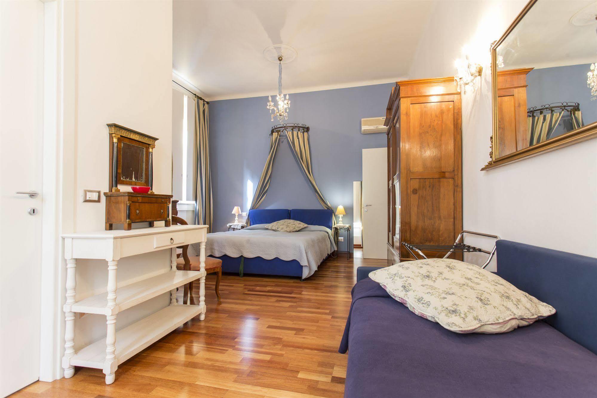 Acomodação com café da manhã  Casa Ilaria 3*