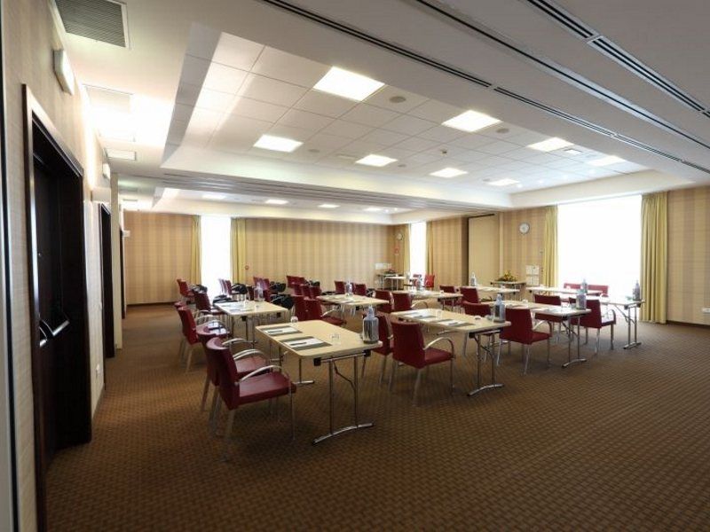 Hotel - Fiera, An Ihg Bologna