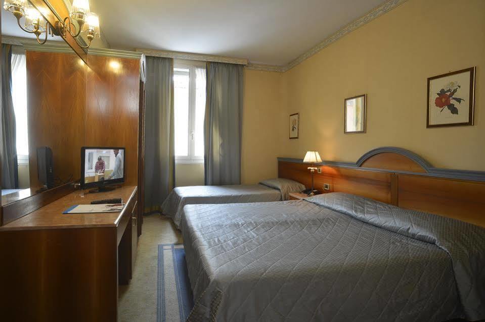 Hotel Zanhotel Tre Vecchi 4*