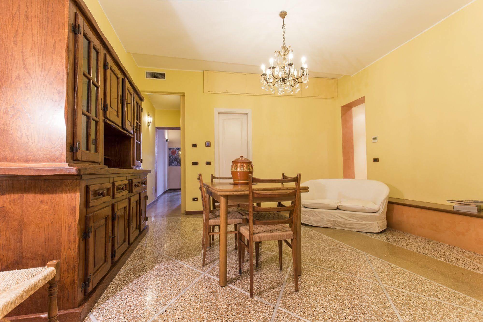 Apartment Petroni 38 By