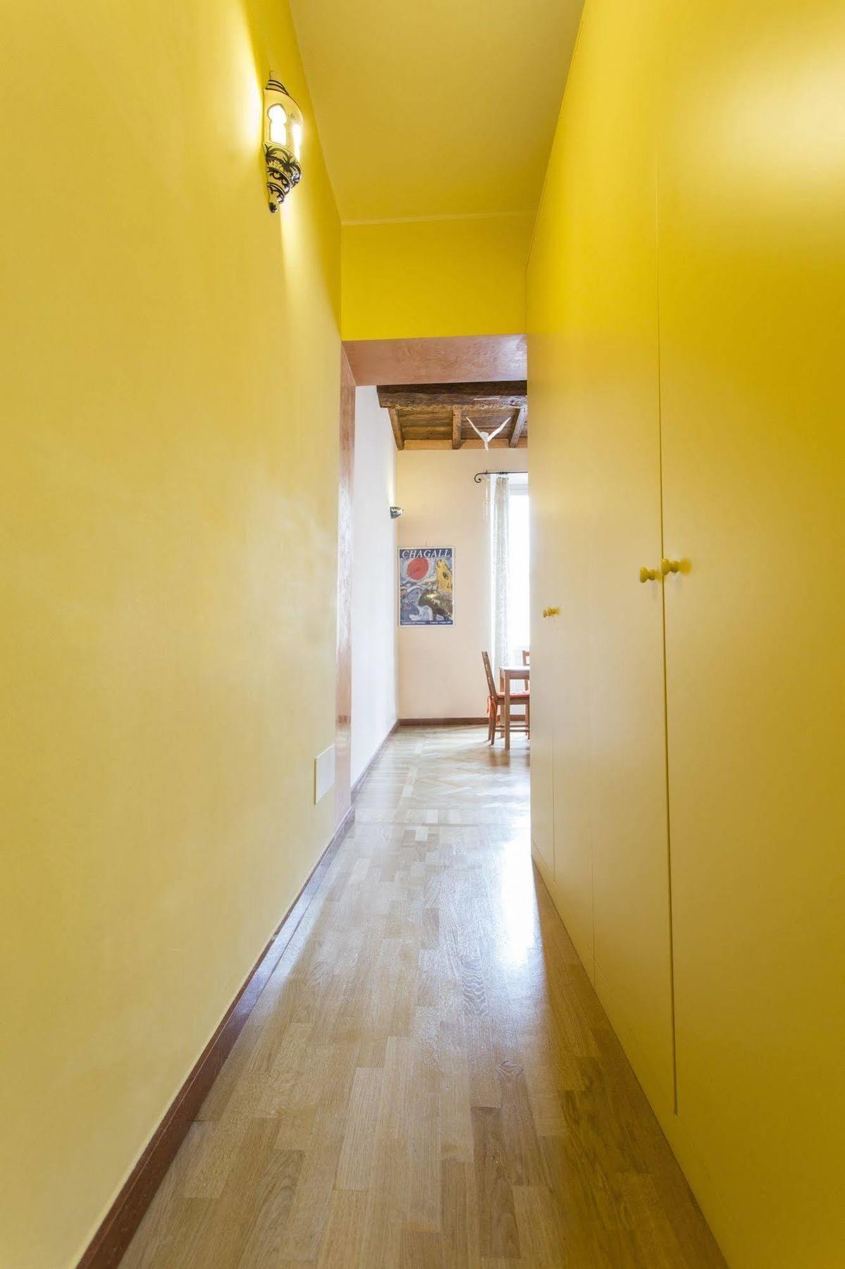 Petroni 38 By