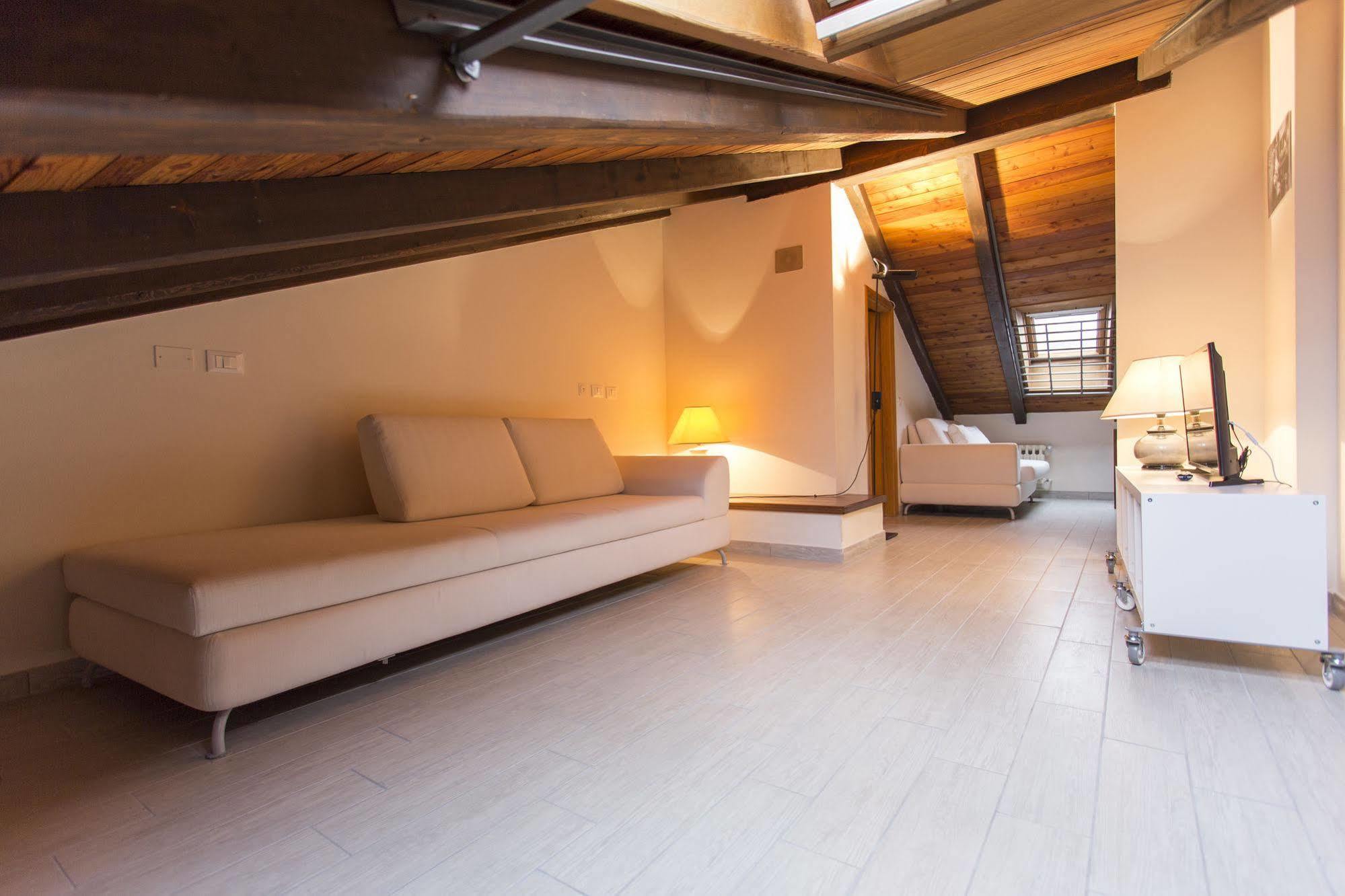 Residenza Ariosto Depandance By Apartamento *
