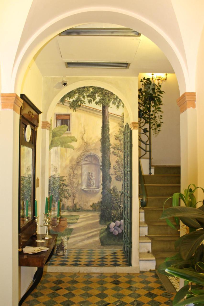 Delle Drapperie Hotel 3*