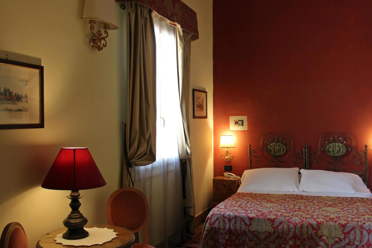 Delle Drapperie Hotel