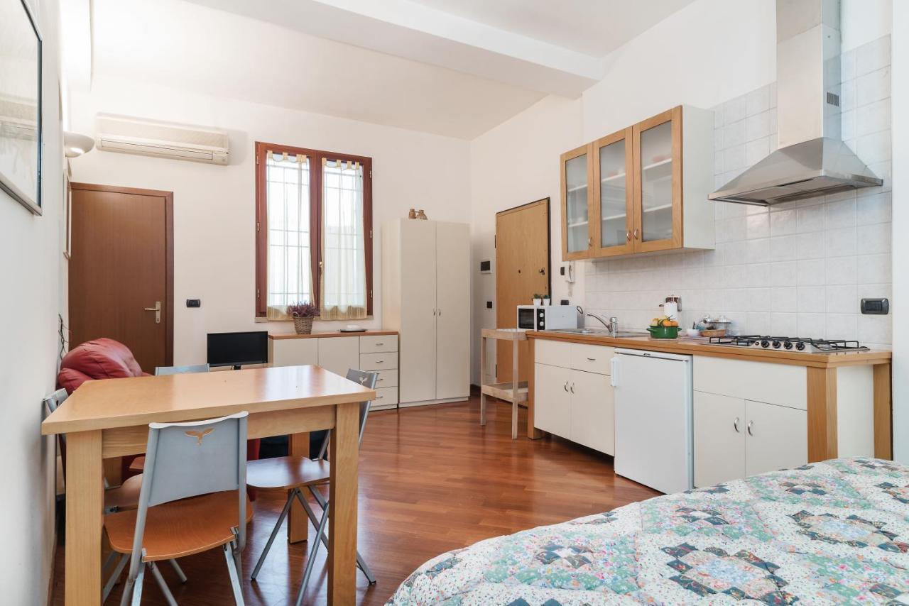Apartment Bologna Central Studio *