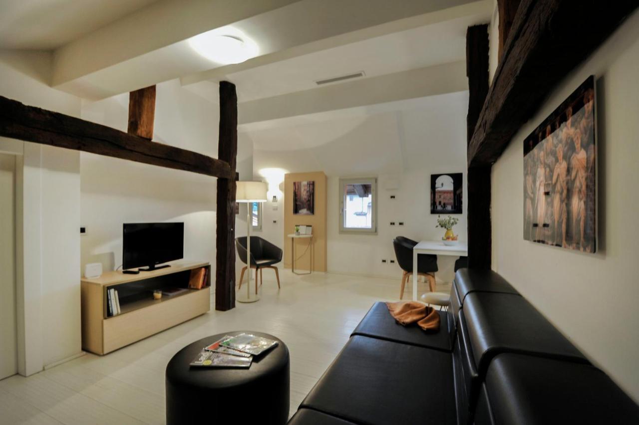 Apartment Palazzo Banchi Halldis
