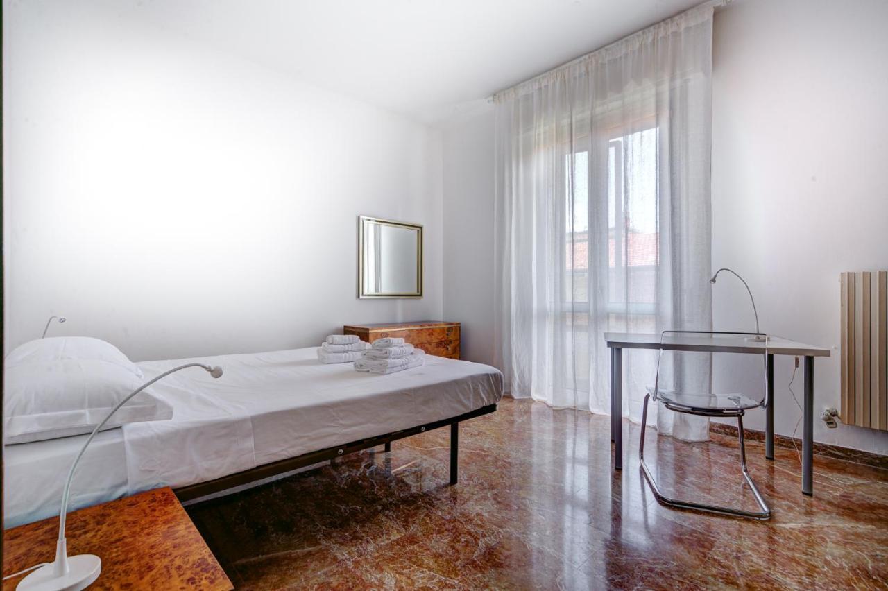 Gaudenzi Apartment *