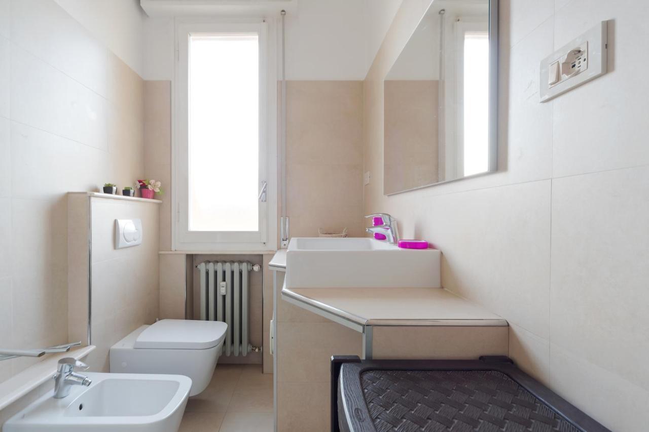 Bright&cozy C5 Fiera Apartment *