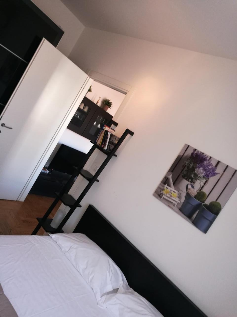 Apartment Marconi *