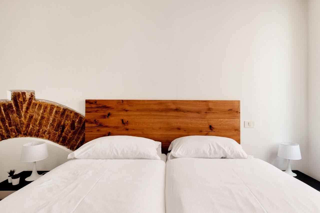 Lo Scrigno Delle 2 Torri! Nel Cuore Del Centro, Vicino A Via Rizzoli Apartment