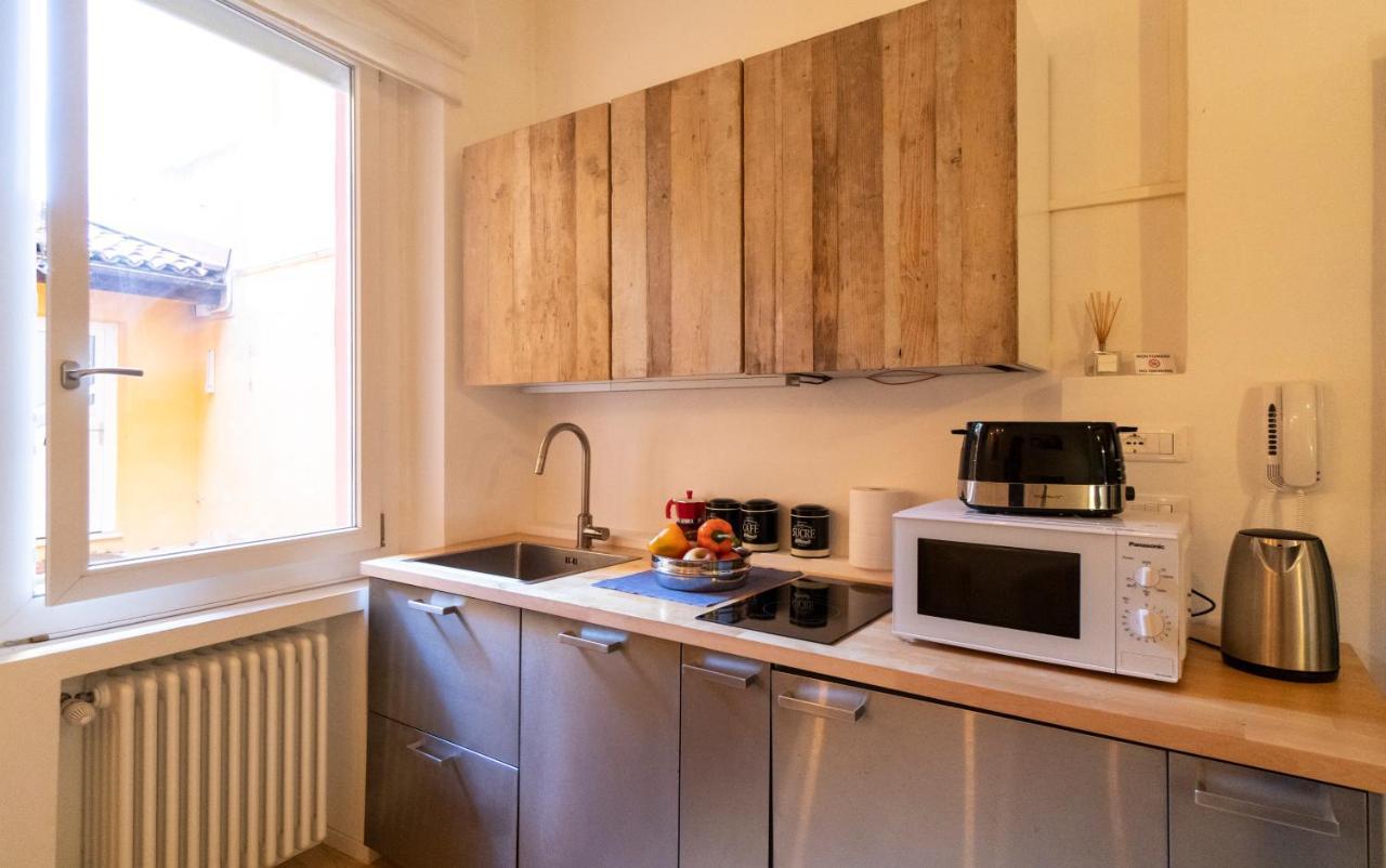 Lovely D'azeglio By Apartment *