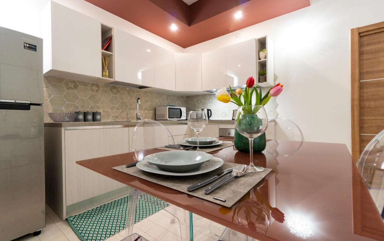 Apartment Cairoli 9 By *