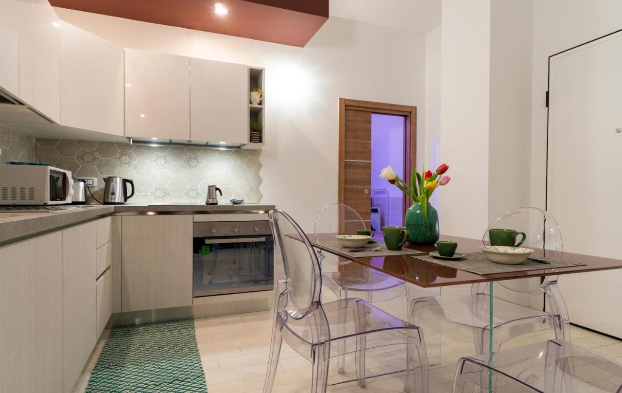 Apartment Cairoli 9 By