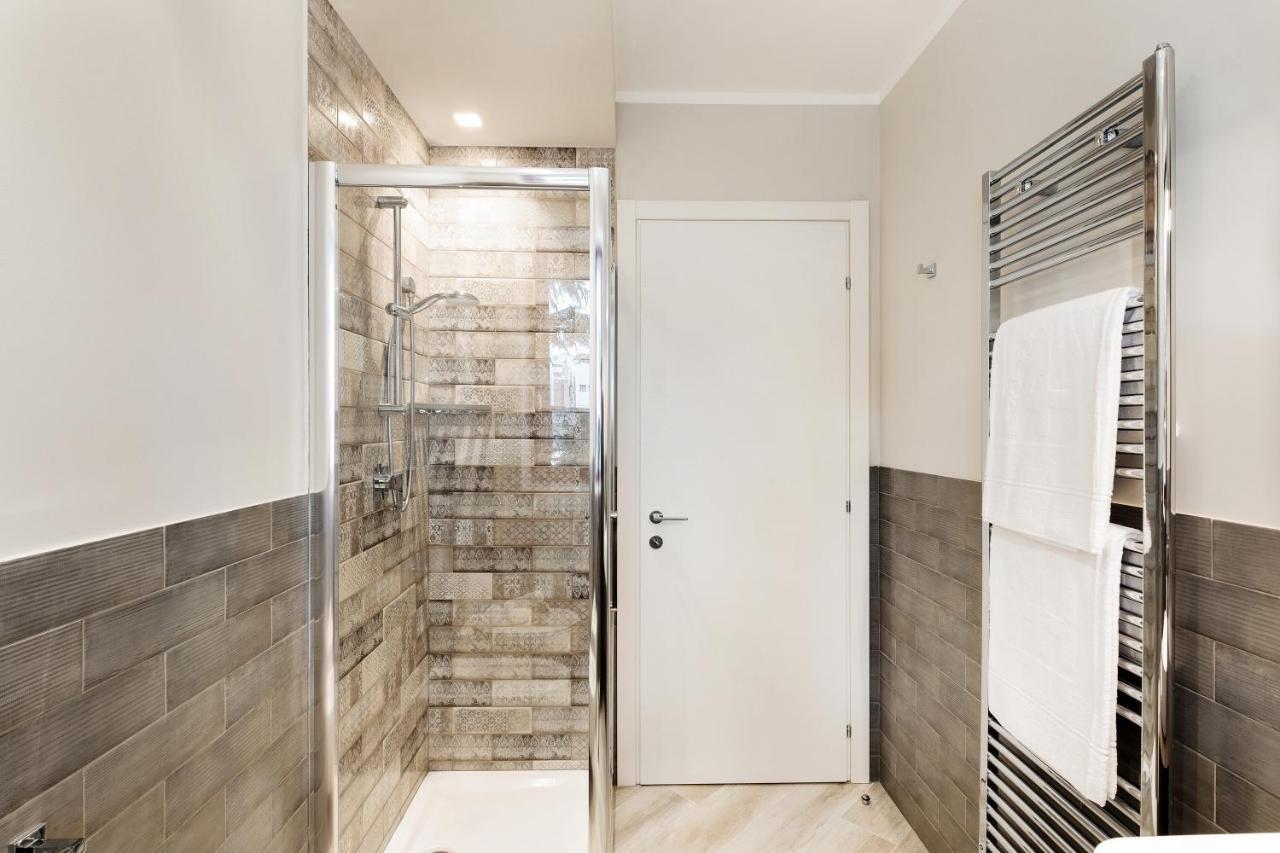 Maggiore Flats Apartment *