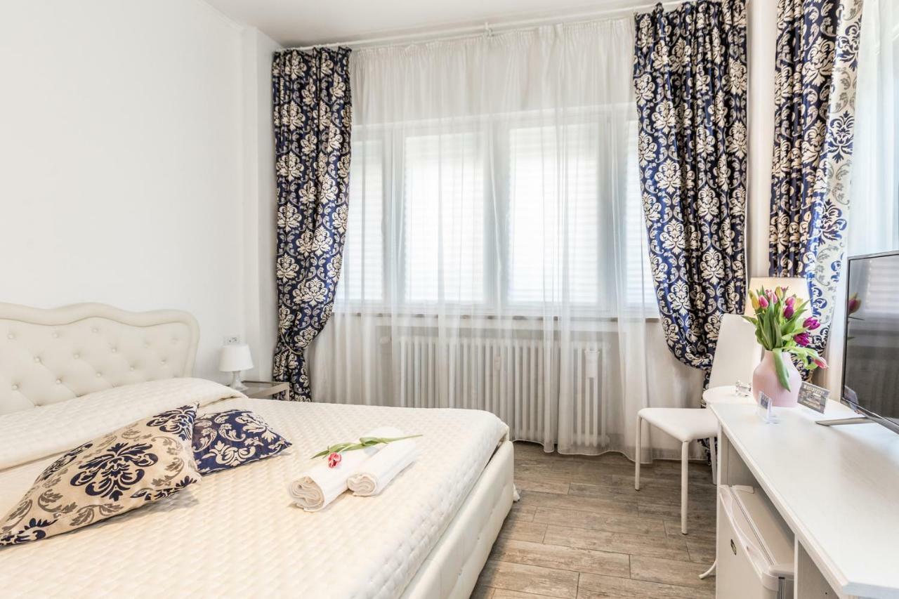 Central City Rooms 3*
