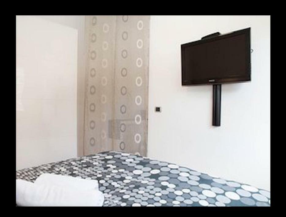 Apartment Touch And Go
