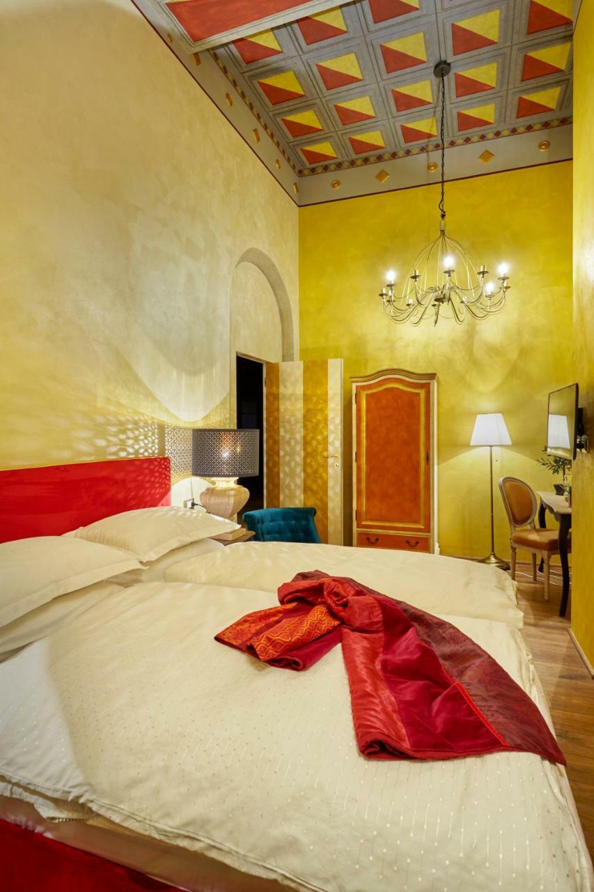 Bed & Breakfast Palazzo Di Alcina - Residenza D'epoca - Luxury-