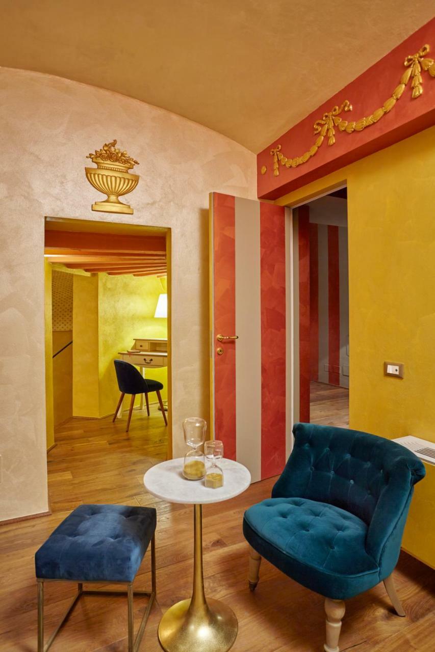 Palazzo Di Alcina - Residenza D'epoca - Luxury- Bed & Breakfast