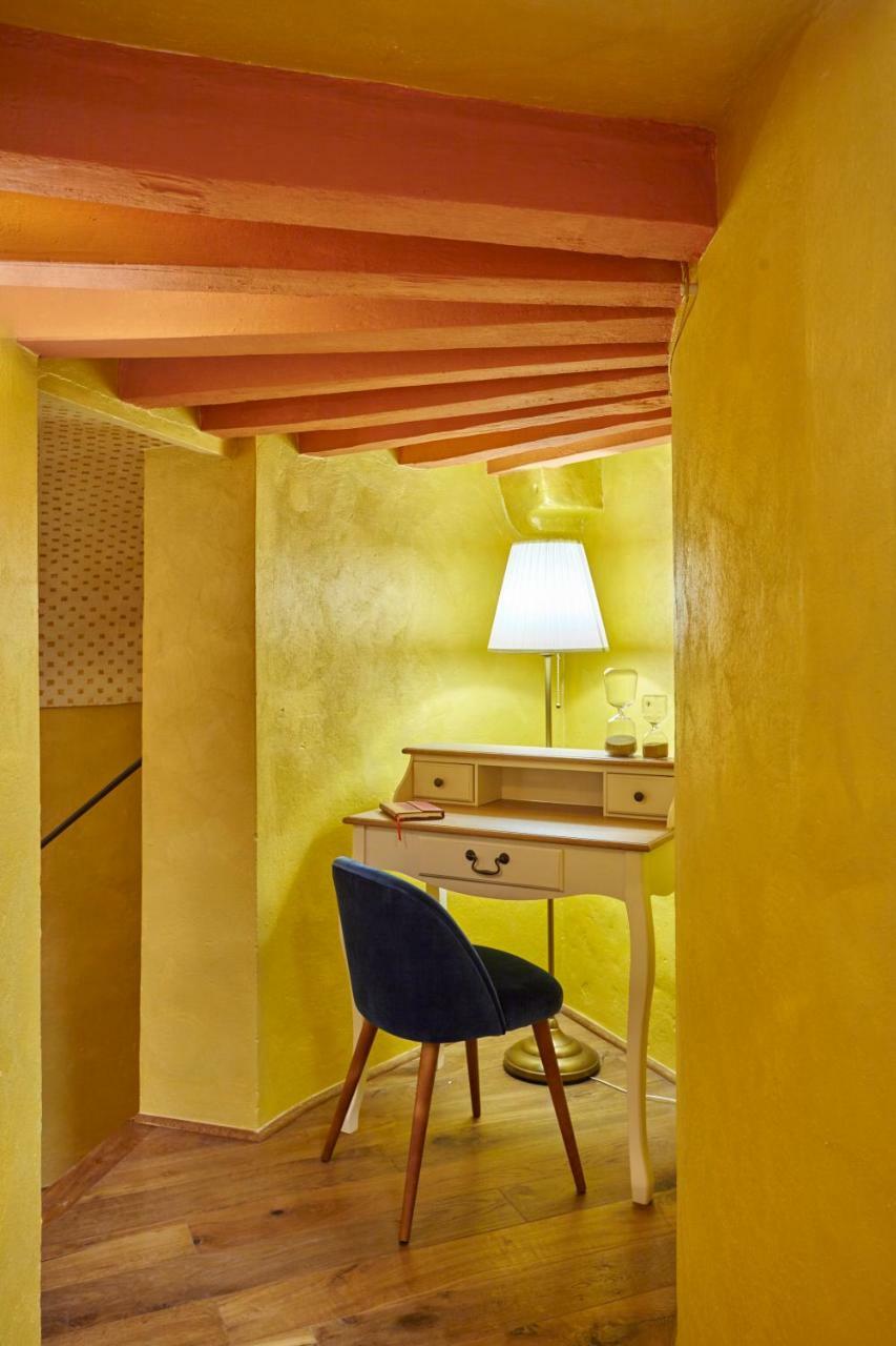 Bed & Breakfast Palazzo Di Alcina - Residenza D'epoca - Luxury- 5*