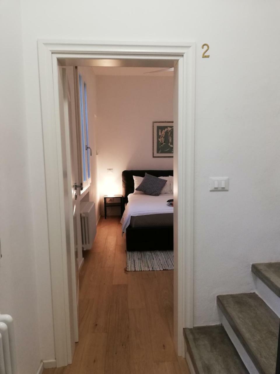 Stop Over Blq Bed & Breakfast *
