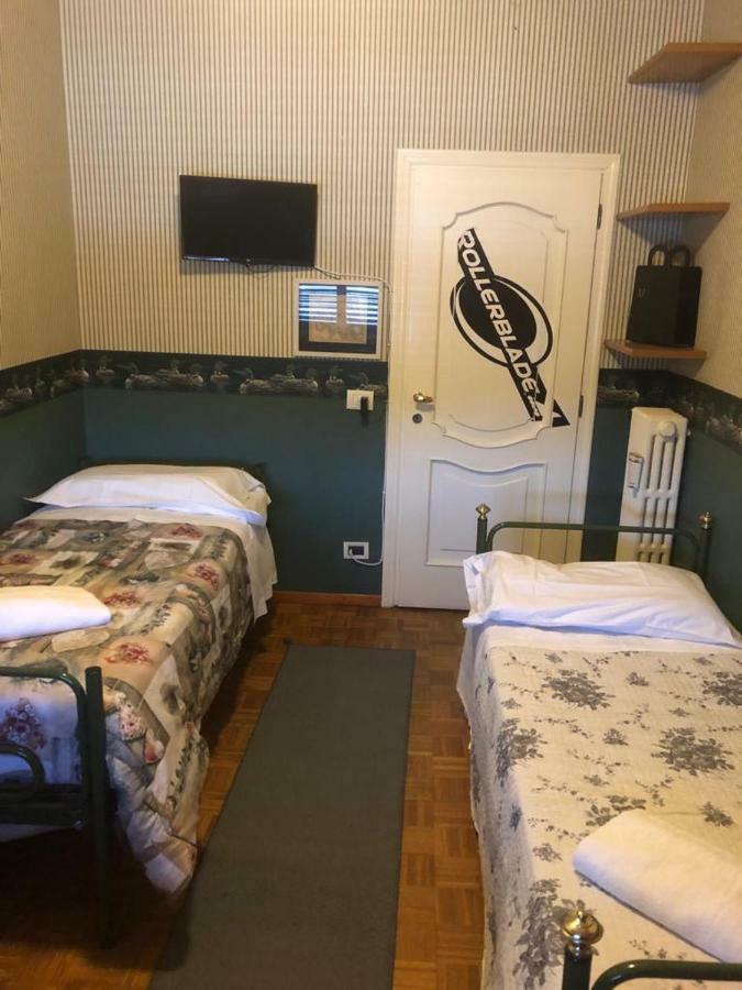 Acomodação com café da manhã  Stazione Motorhome Bolonha