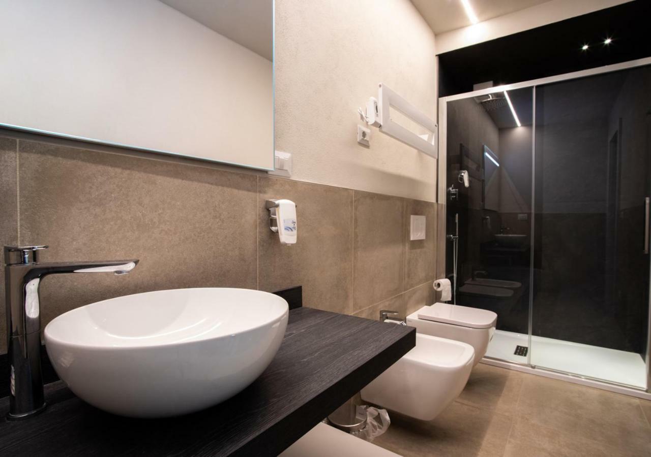 Astoria Living Apartment