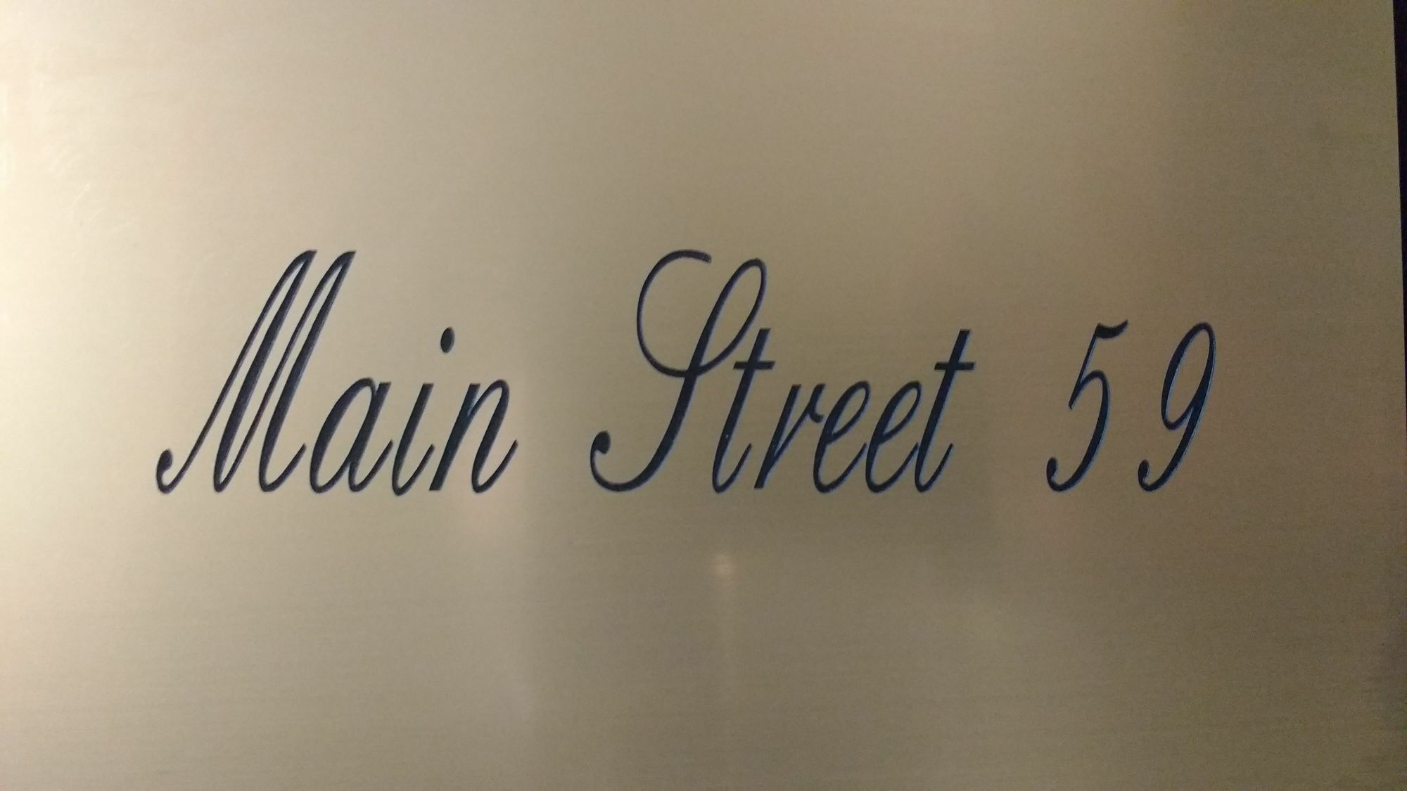 Main Street 59 Apartment *