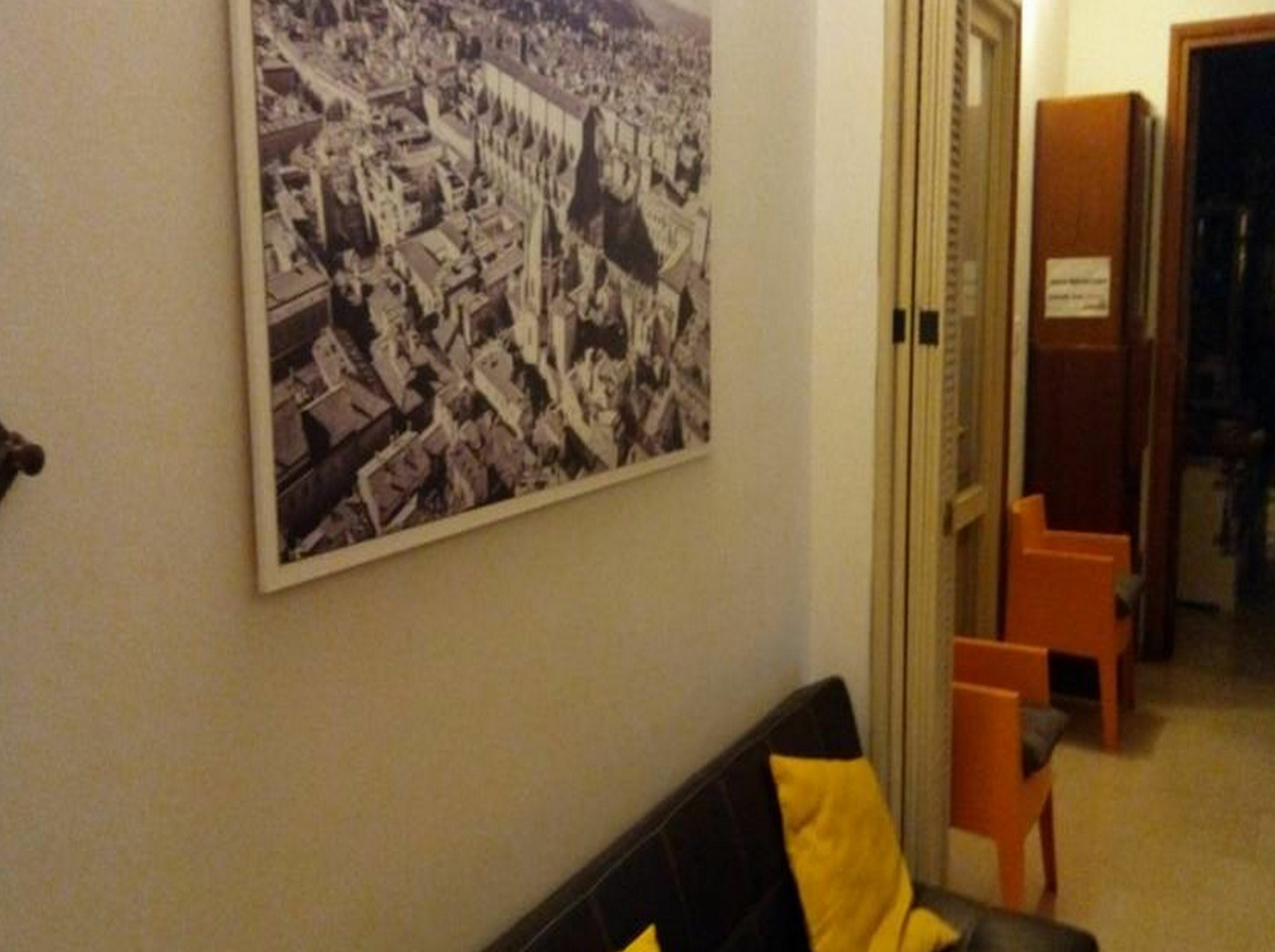 Bed & Breakfast‎ Asinelli 3*