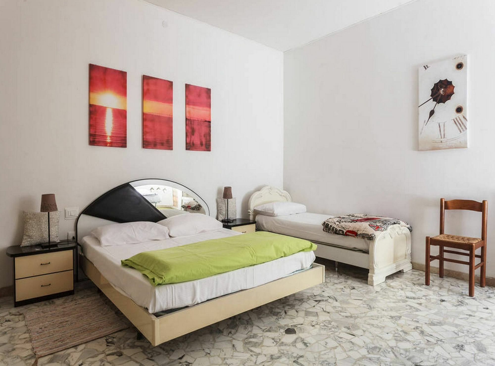 Bed & Breakfast‎ Asinelli Bed & Breakfast
